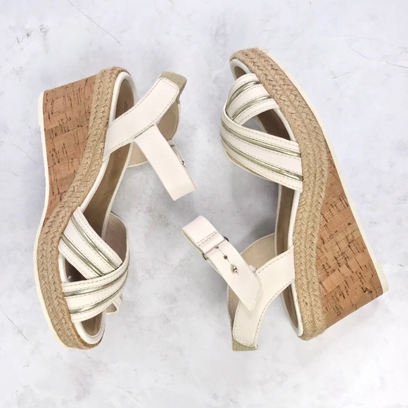 {Tommy Bahama} Naira Wedge Sandal - Picture 8 of 11